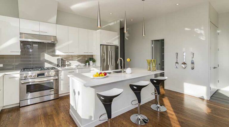 House Clean - Bausen Maid